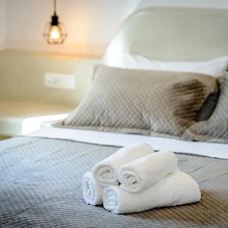 Agia Irini Guest house