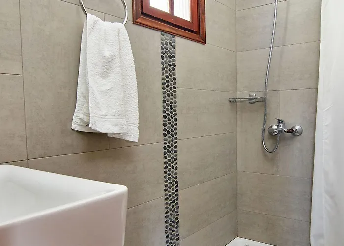 Gasthof Agia Irini 4*